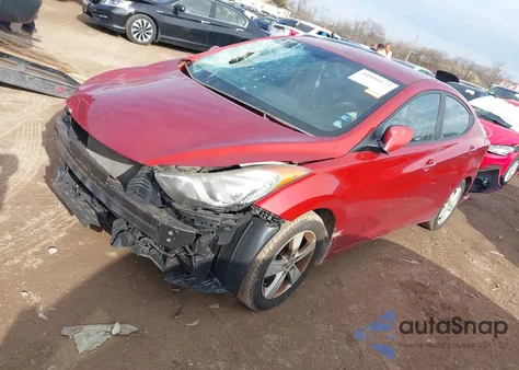 2013 Hyundai Elantra Gls z USA, uszkodzony, nr VIN KMHDH4AE9DU805176